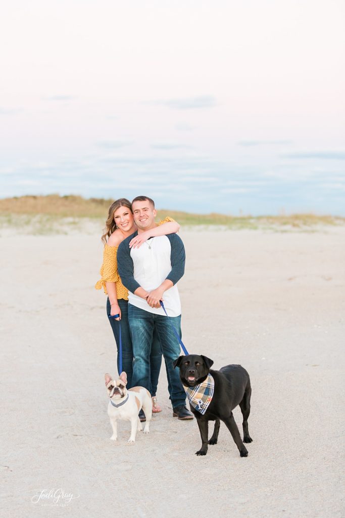 engagement session with dogs