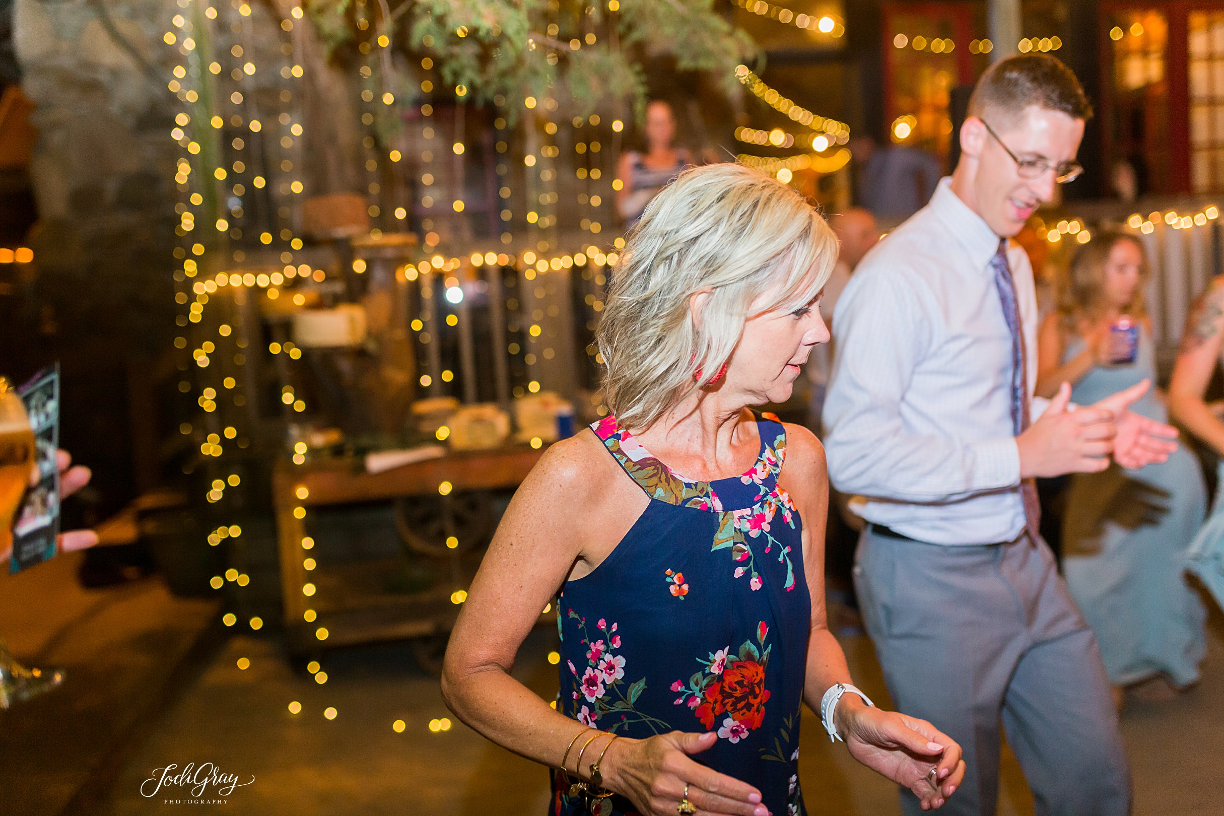 Brown mountain beach resort wedding jodi gray photography 346